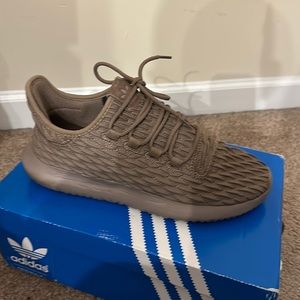 Adidas Tubular Classics! Gently Used
